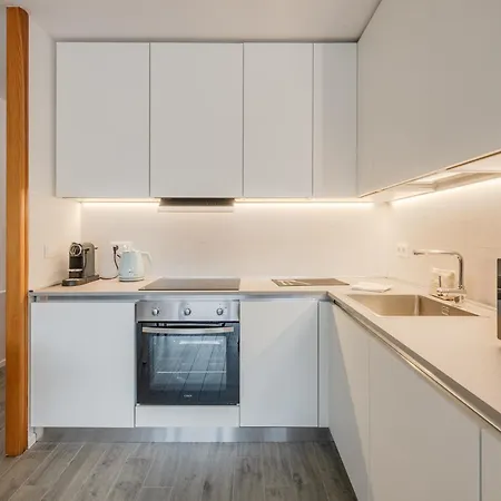 Avec Terrasse Au Centre, Parking, 4 Pers. - Fr-1-343-272 *